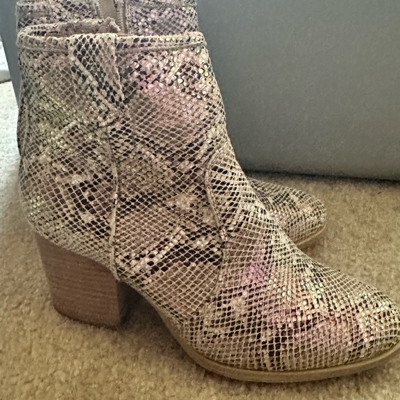 Booties - Picture 2 of 4